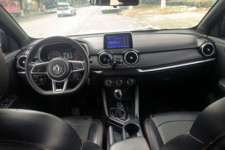 东风风光 风光500 2021款 1.5L CVT乐享型中控内饰12