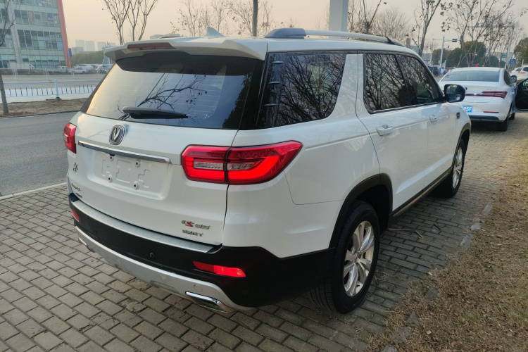 长安CS95 2017款 2.0T 四驱智劲版车身外观6005