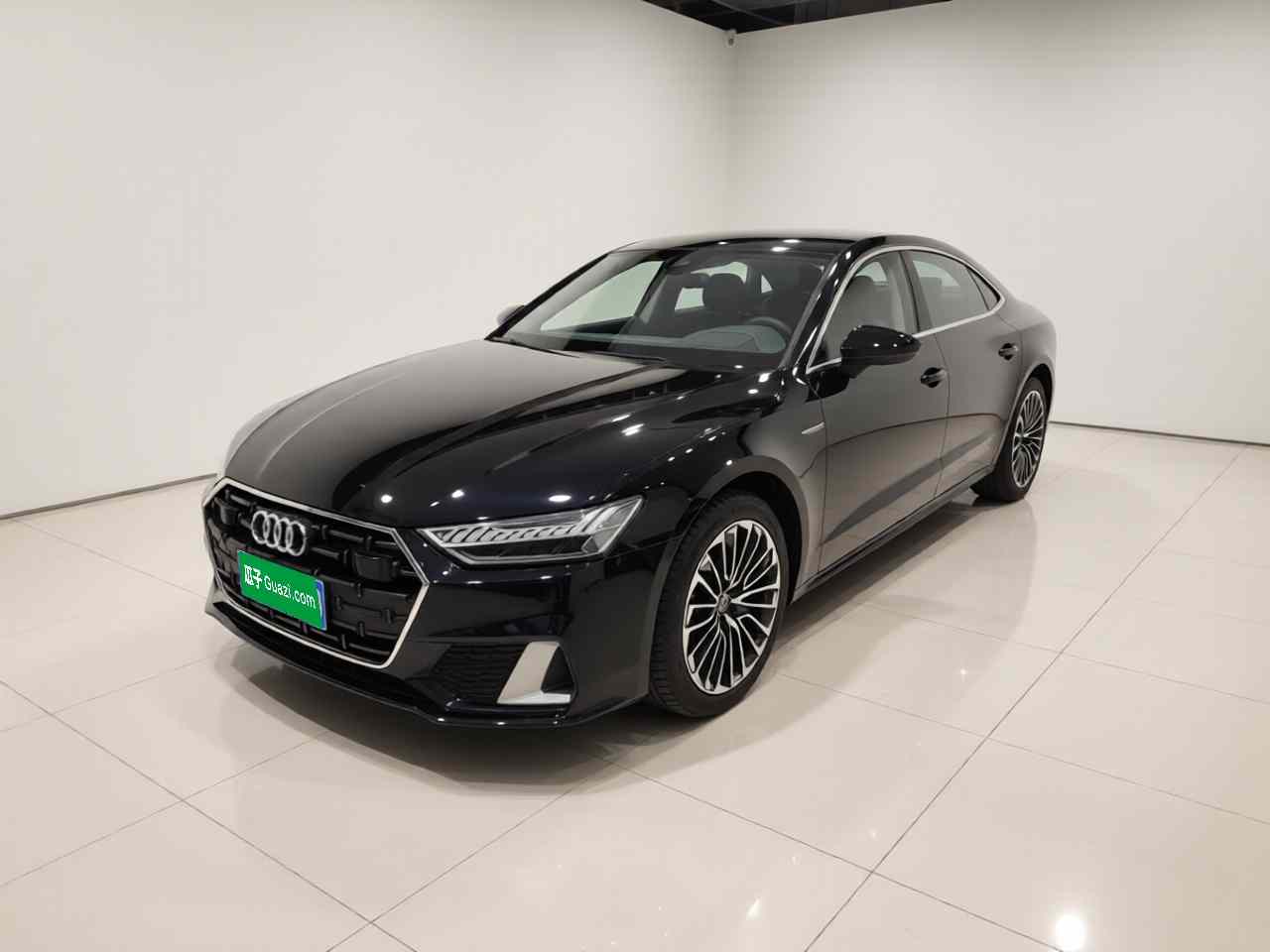 奥迪A7L 2025款 45 TFSI 豪华型(2)
