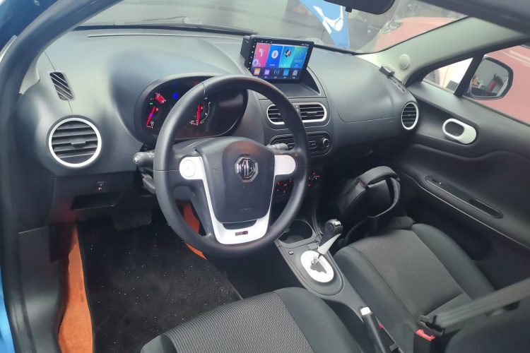 名爵3 2016款 1.3L AMT舒适版中控内饰12