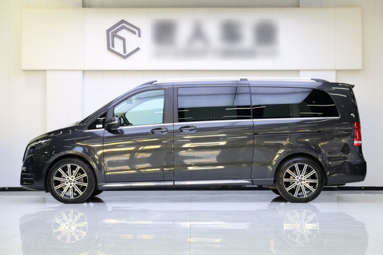 奔驰V级 2022款 V 260 L 长轴距豪华版车身外观6005