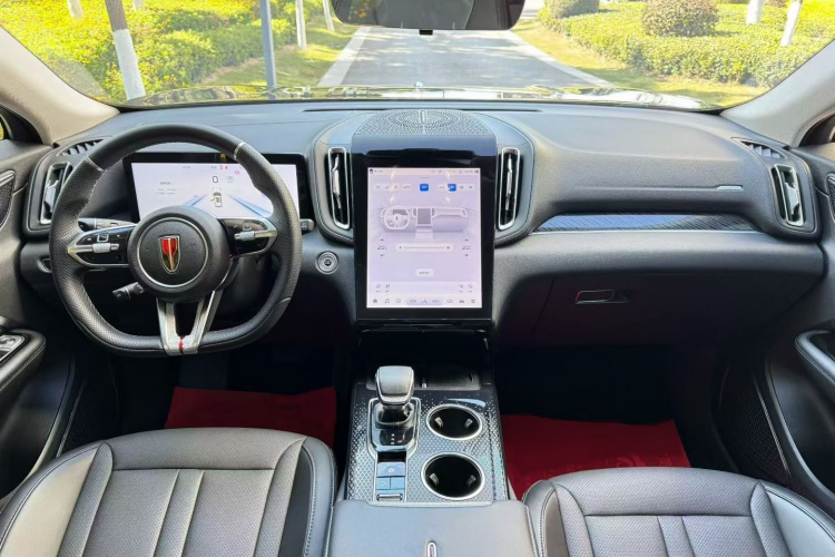 红旗HS3 PHEV 2024款 PHEV 115km 劲为版中控内饰7001