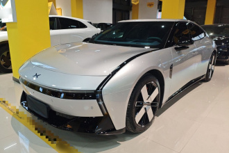 小鹏P7 2025款 702 长续航 Ultra