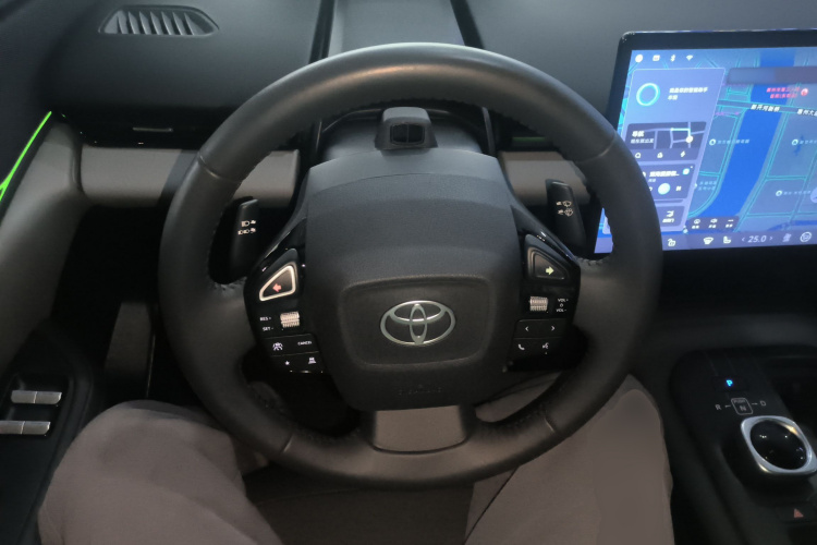 丰田bZ5 2025款 550 PRO中控内饰13