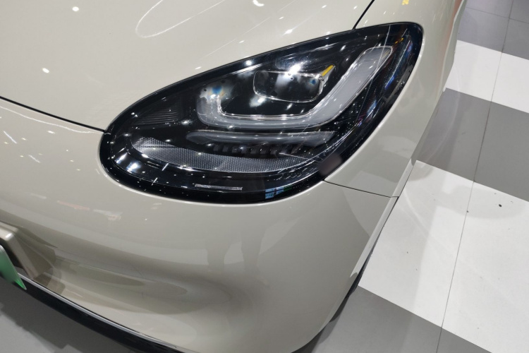 五菱汽车 五菱缤果 2023款 333km 灵犀互联+款局部细节36