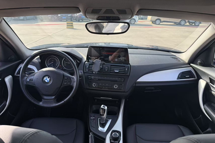 宝马1系(进口) 2013款 改款 116i 都市型车身外观6005