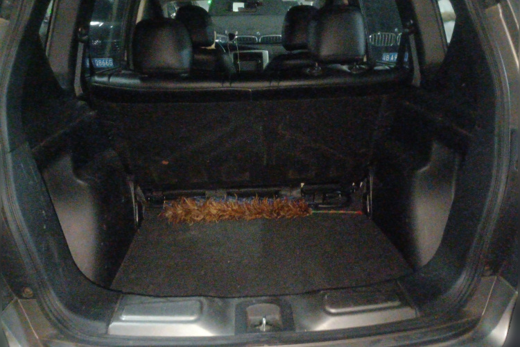 日产 骊威 2013款 1.6XE 手动舒适版局部细节23