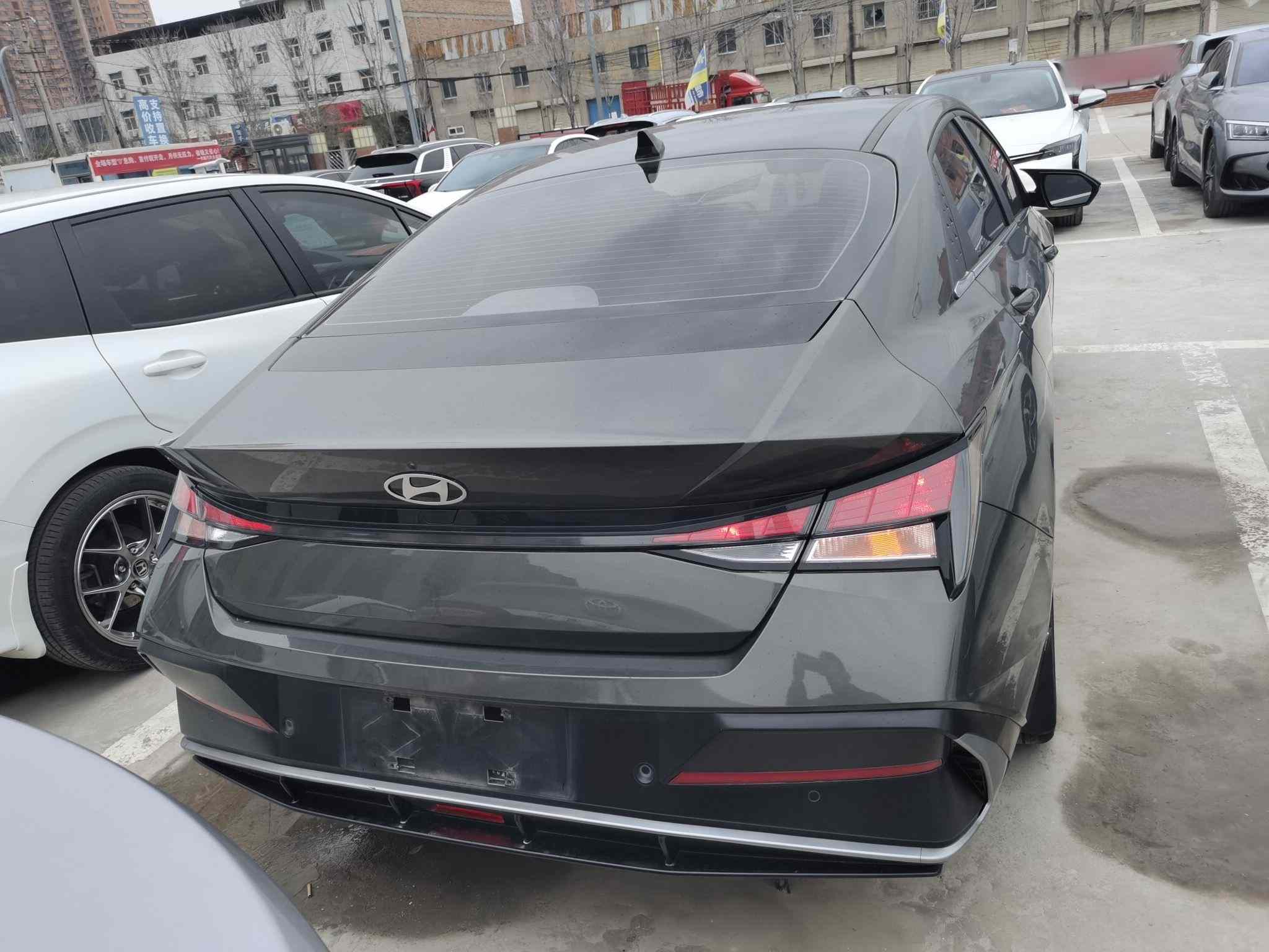 现代 伊兰特 2023款 1.5L CVT GLX精英版(3)