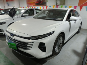 奔腾B70 2024款 第四代 2.0T 领御版