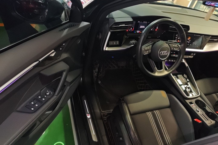 奥迪A3 2024款 Sportback 35 TFSI 时尚运动型中控内饰7003