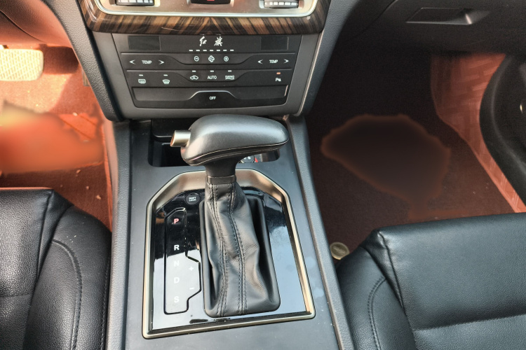 红旗H7 2021款 1.8T 公务版局部细节18