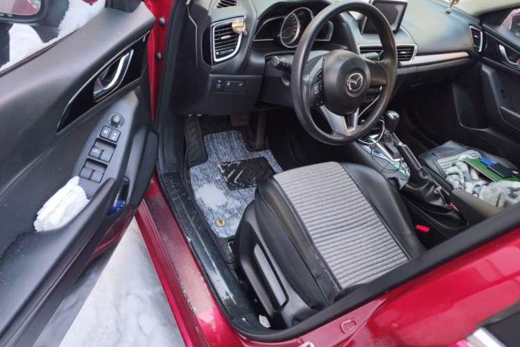 马自达3 昂克赛拉 2016款 三厢 1.5L 自动豪华型中控内饰20