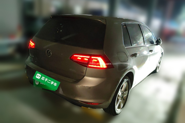 大众 高尔夫 2015款 1.4TSI 自动豪华型车身外观7