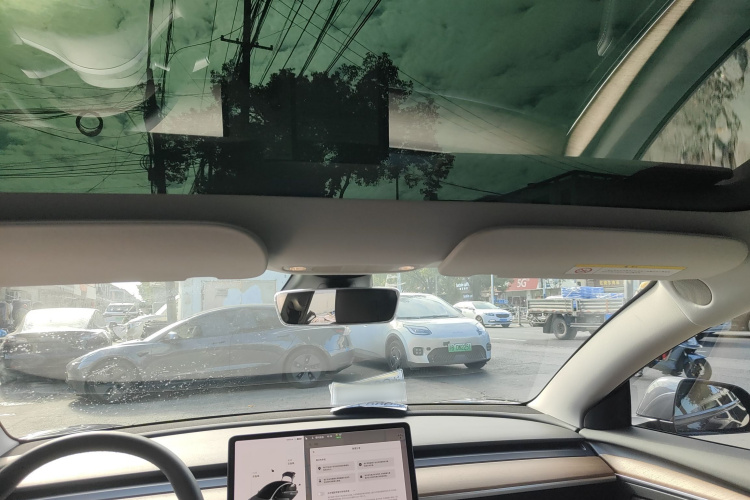 特斯拉 Model 3 2021款 标准续航后驱升级版局部细节22