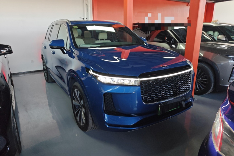 理想汽车 理想ONE 2020款 增程6座版车身外观3