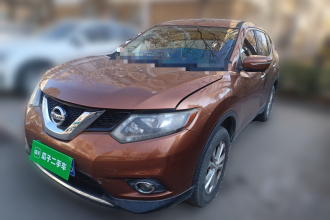 日产 奇骏 2015款 2.0L CVT舒适MAX版 2WD