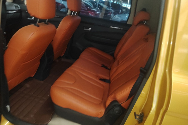 东风风光 风光370 2016款 1.5L 手动豪华型SFG15-05 7座中控内饰7004