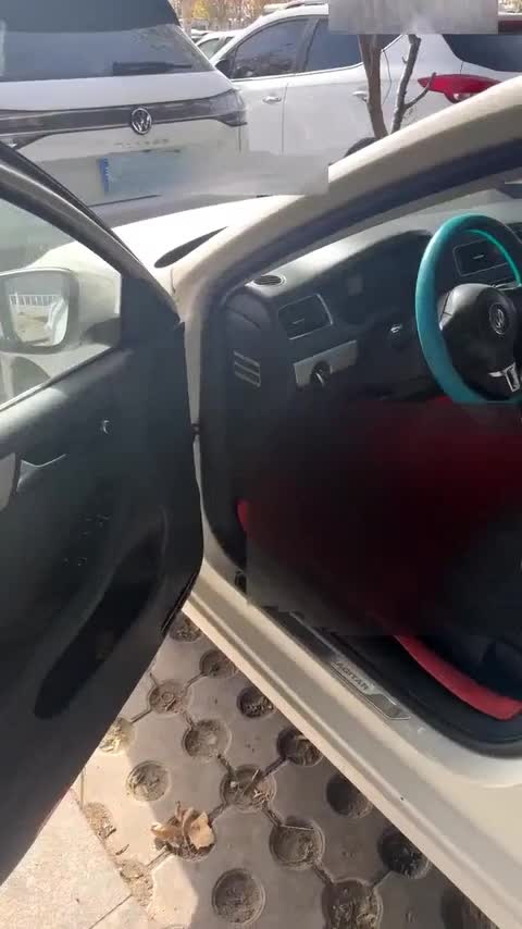 大众 速腾 2014款 1.6L 自动舒适型讲解2