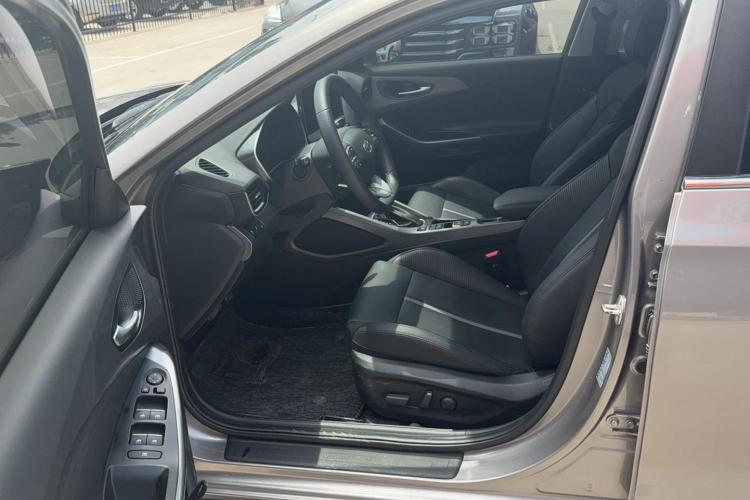 现代 菲斯塔 2019款 280TGDi 智速版 国VI中控内饰7003