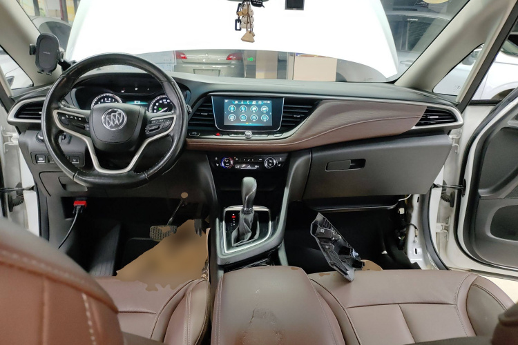 别克GL6 2018款 18T 6座尊贵型中控内饰12