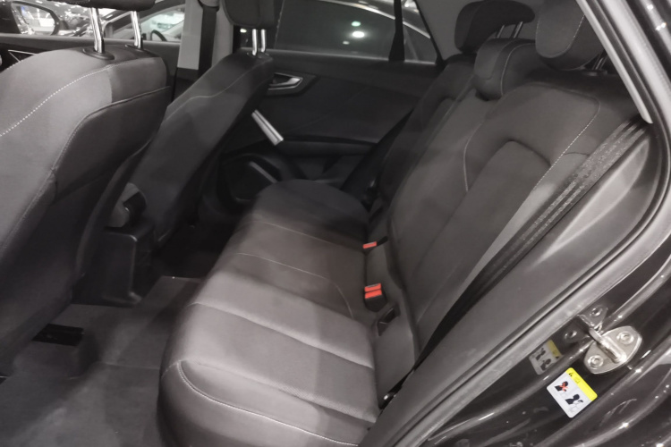 奥迪Q2L 2021款 35 TFSI 进取动感型中控内饰7004