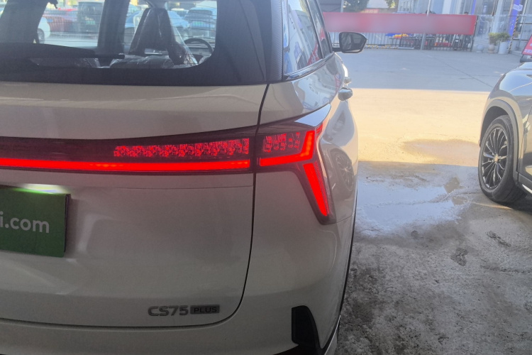 长安CS75 PLUS 2026款 智慧冠军版 1.5T 新蓝鲸 智航型车身外观6006