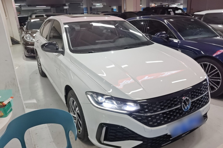 大众 朗逸 2024款 300TSI DSG星空领先版车身外观3