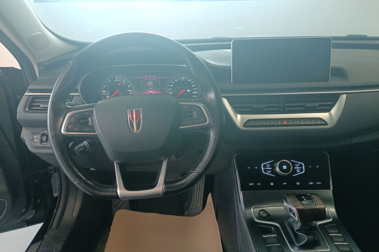 红旗H5 2022款 经典款 改款 1.5T DCT旗韵版中控内饰12