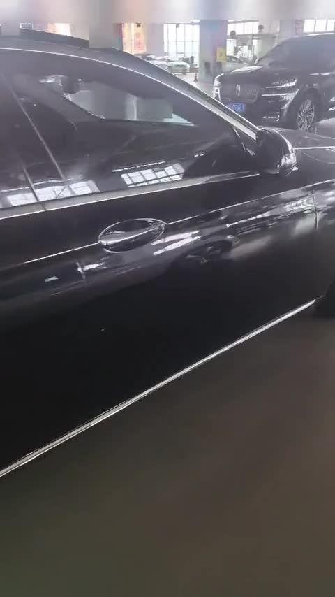 奔驰E级新能源 2021款 E 350 e L 插电式混合动力轿车讲解1