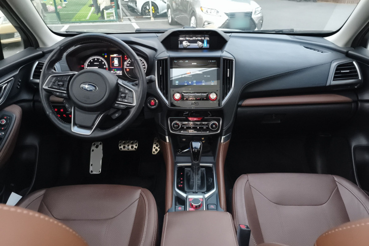 斯巴鲁 森林人 2019款 2.0i 智擎旗舰版EyeSight中控内饰12