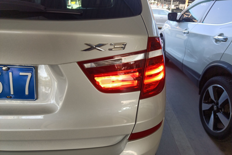 宝马X3(进口) 2014款 xDrive20i X设计套装车身外观9