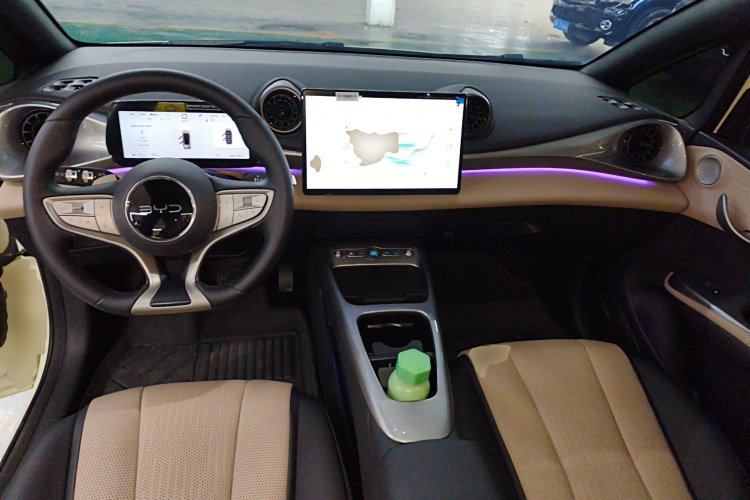 比亚迪 海豚 2025款 智驾版 410km 时尚版中控内饰7002