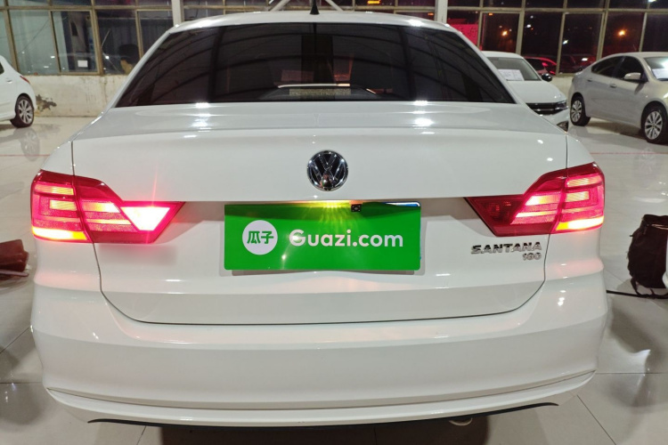 大众 桑塔纳 2016款 1.6L 手动风尚版车身外观6