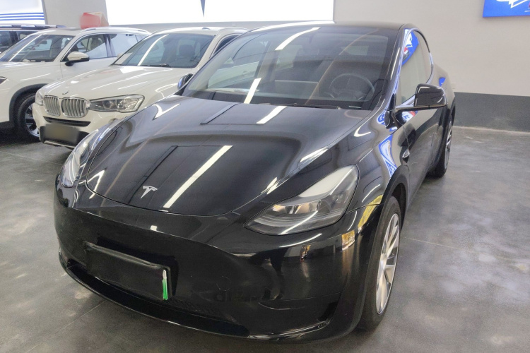 特斯拉 Model Y 2022款 改款 后轮驱动版车身外观1