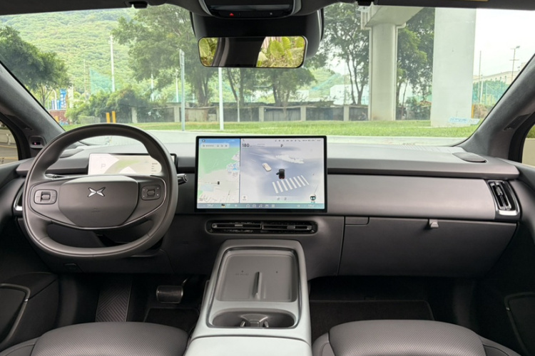 小鹏P7+ 2024款 长续航 Max中控内饰7006