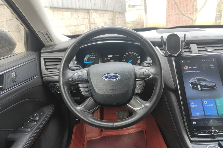 福特 金牛座 2019款 EcoBoost 245 悦享版中控内饰13