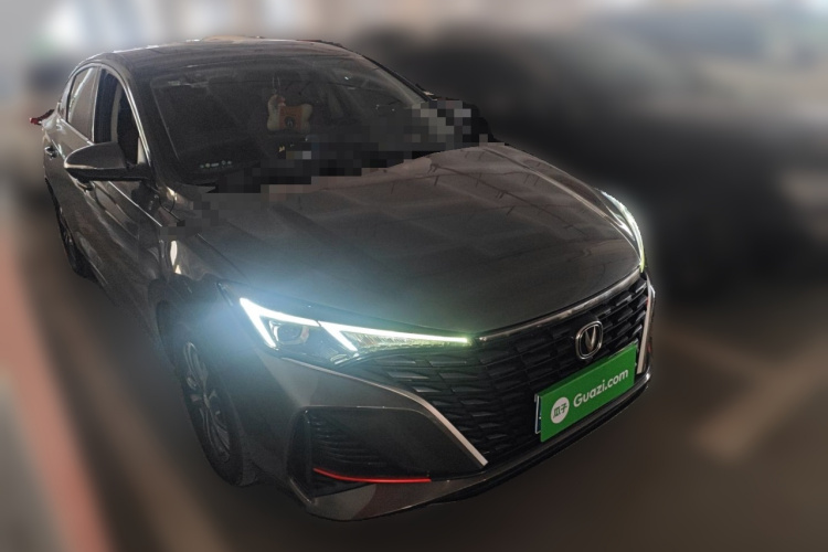 长安 逸动 2022款 PLUS 蓝鲸NE 1.4T GDI DCT尊贵版车身外观3