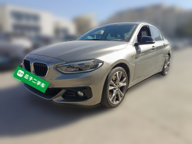 宝马1系 2017款 120i 设计套装型