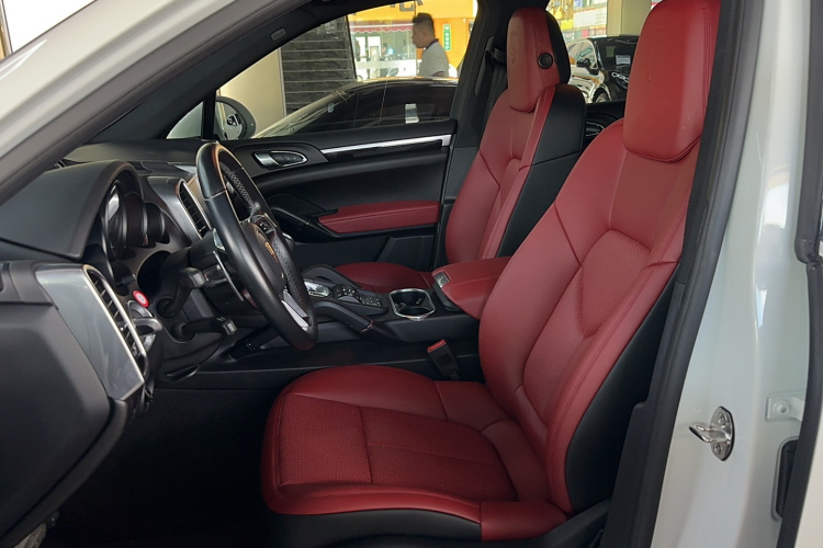 保时捷 2016款 Cayenne 3.0T局部细节19