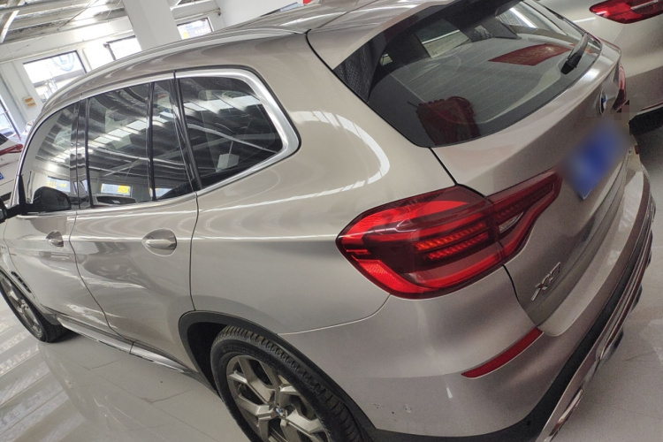 宝马X3 2020款 xDrive28i 豪华套装车身外观6005