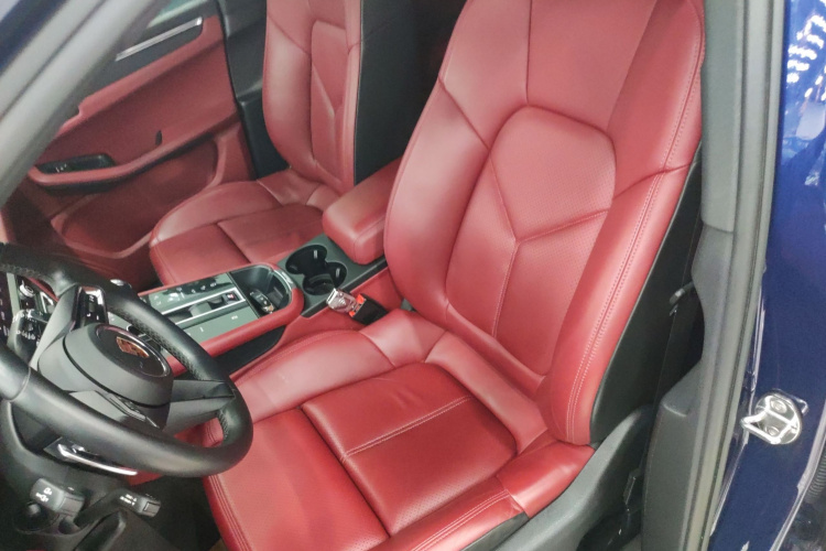 保时捷 2022款 Macan 2.0T中控内饰19