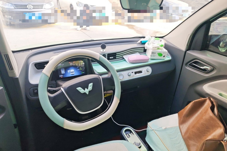 五菱汽车 宏光MINIEV 2021款 马卡龙臻享款 三元锂中控内饰7002