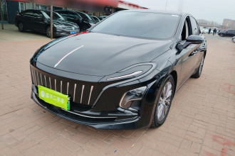 红旗E-QM5 2022款 431km 充电乐享版