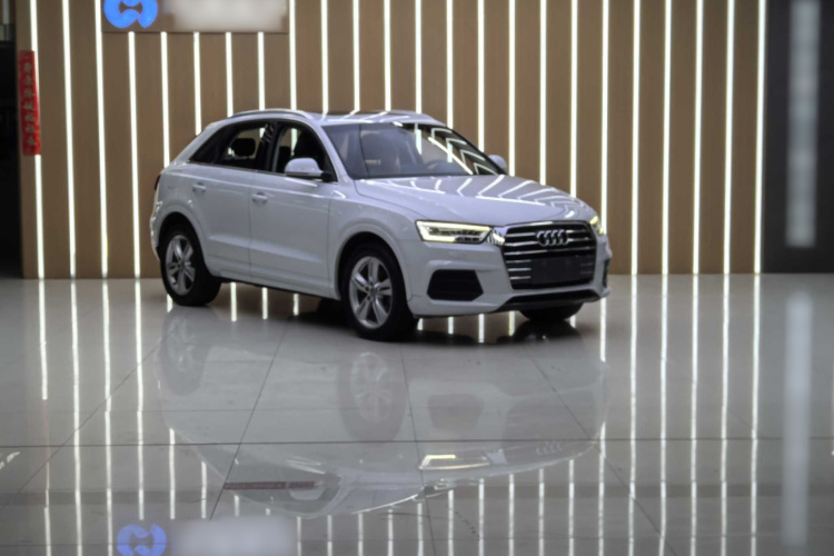 奥迪Q3 2017款 35 TFSI 风尚型车身外观6001