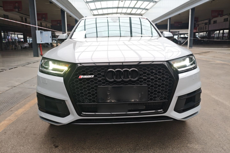 奥迪Q7 2016款 45 TFSI 技术型车身外观2