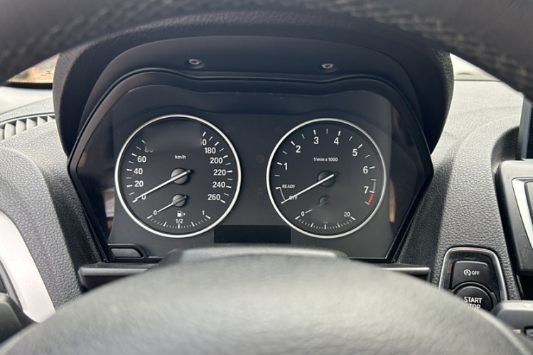 宝马2系(进口) 2015款 218i 敞篷轿跑车局部细节14