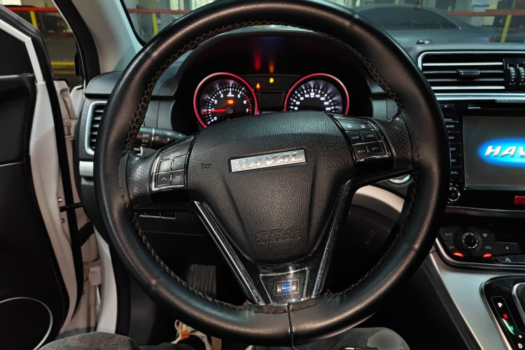 哈弗H6 2017款 蓝标 运动版 1.5T 自动两驱豪华型中控内饰13