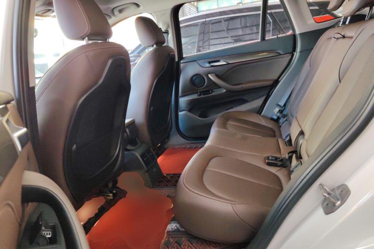 宝马X1新能源 2019款 xDrive25Le 里程升级版中控内饰21