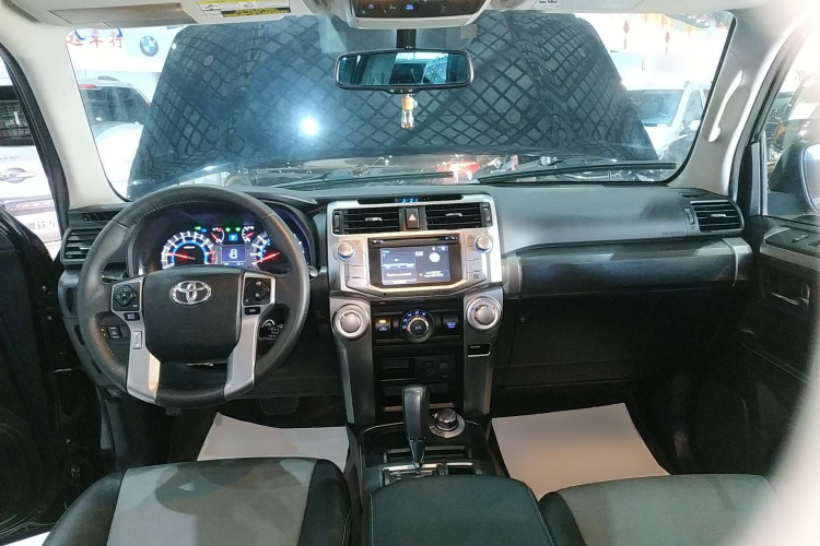 丰田 超霸（4Runner）（平行进口） 中控内饰12