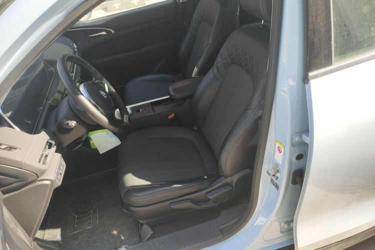 欧拉好猫 2022款 400km标准续航 尊贵型 磷酸铁锂中控内饰19